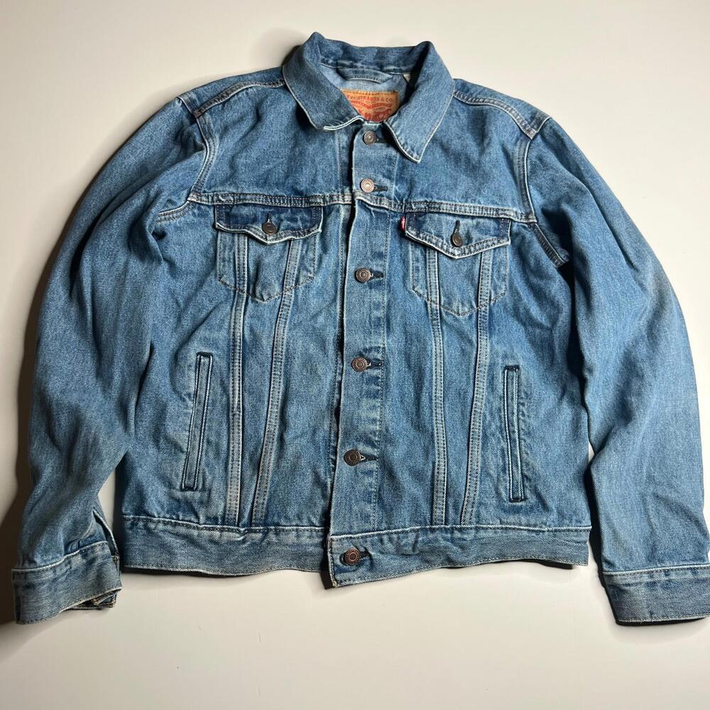 Levi’s Men’s Denim Trucker Jacket Blue Classic Jean Jacket Size‎ M Vintage Look